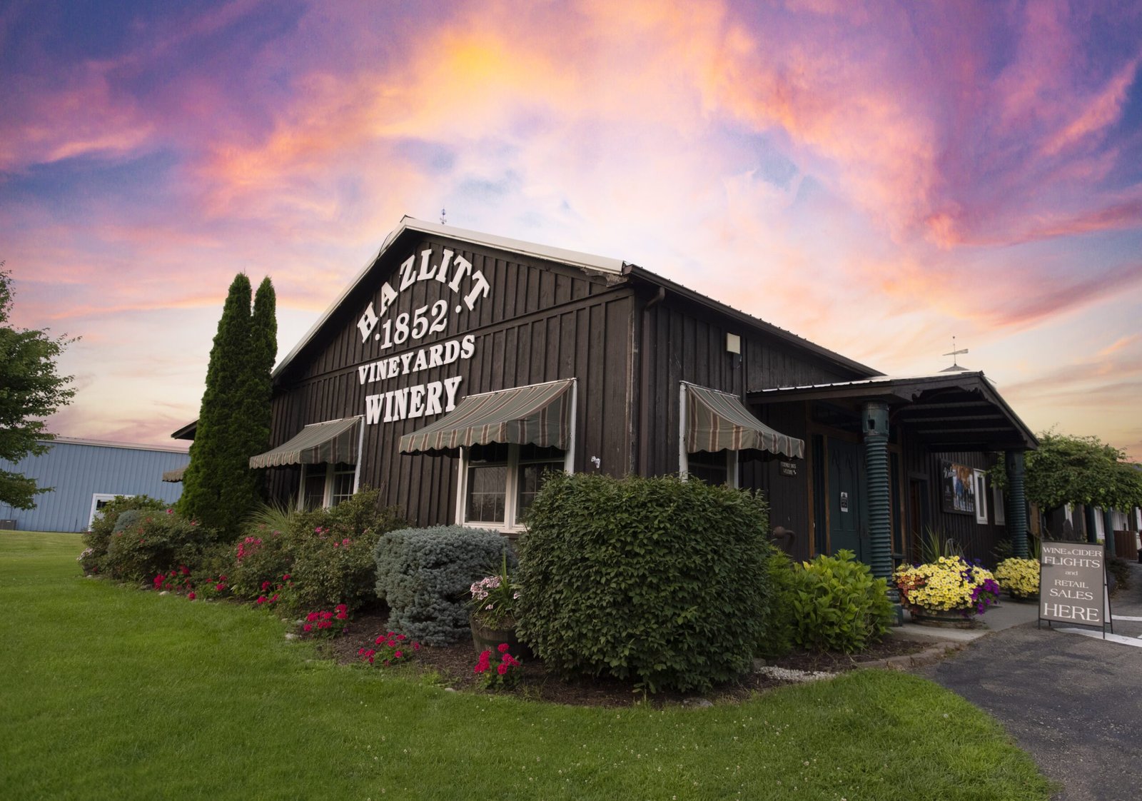 Hazlitt 1852 Vineyards