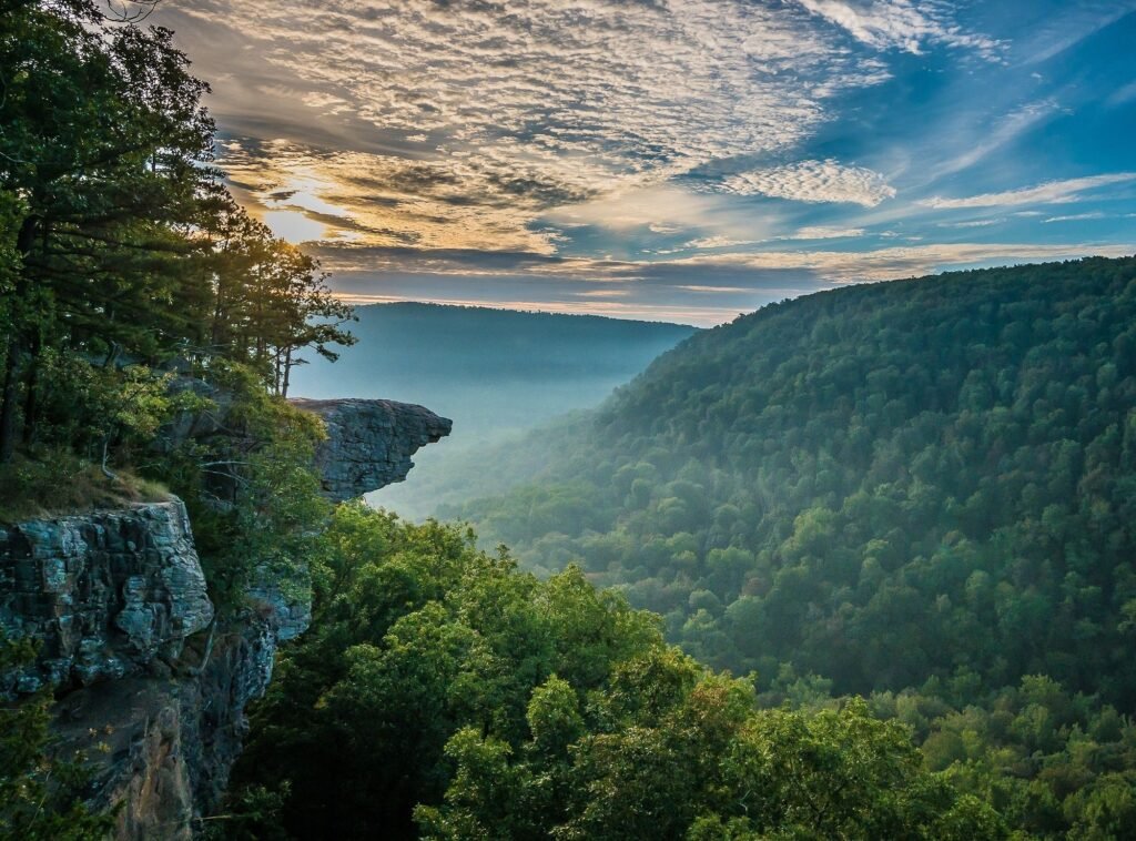 The Best Hiking, Rivers & Lakes In The Ozark Mountains Mississippi River Country